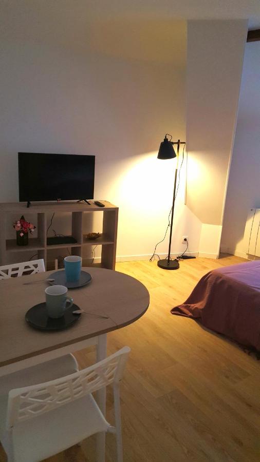 Studios Tout Equipes 코스네쉬르로아르 외부 사진